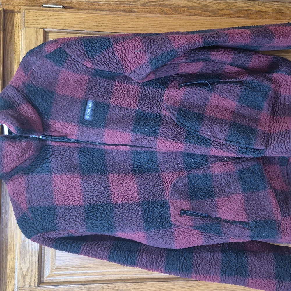 Columbia Red and Black Checkered Fleece Jacket Size Large